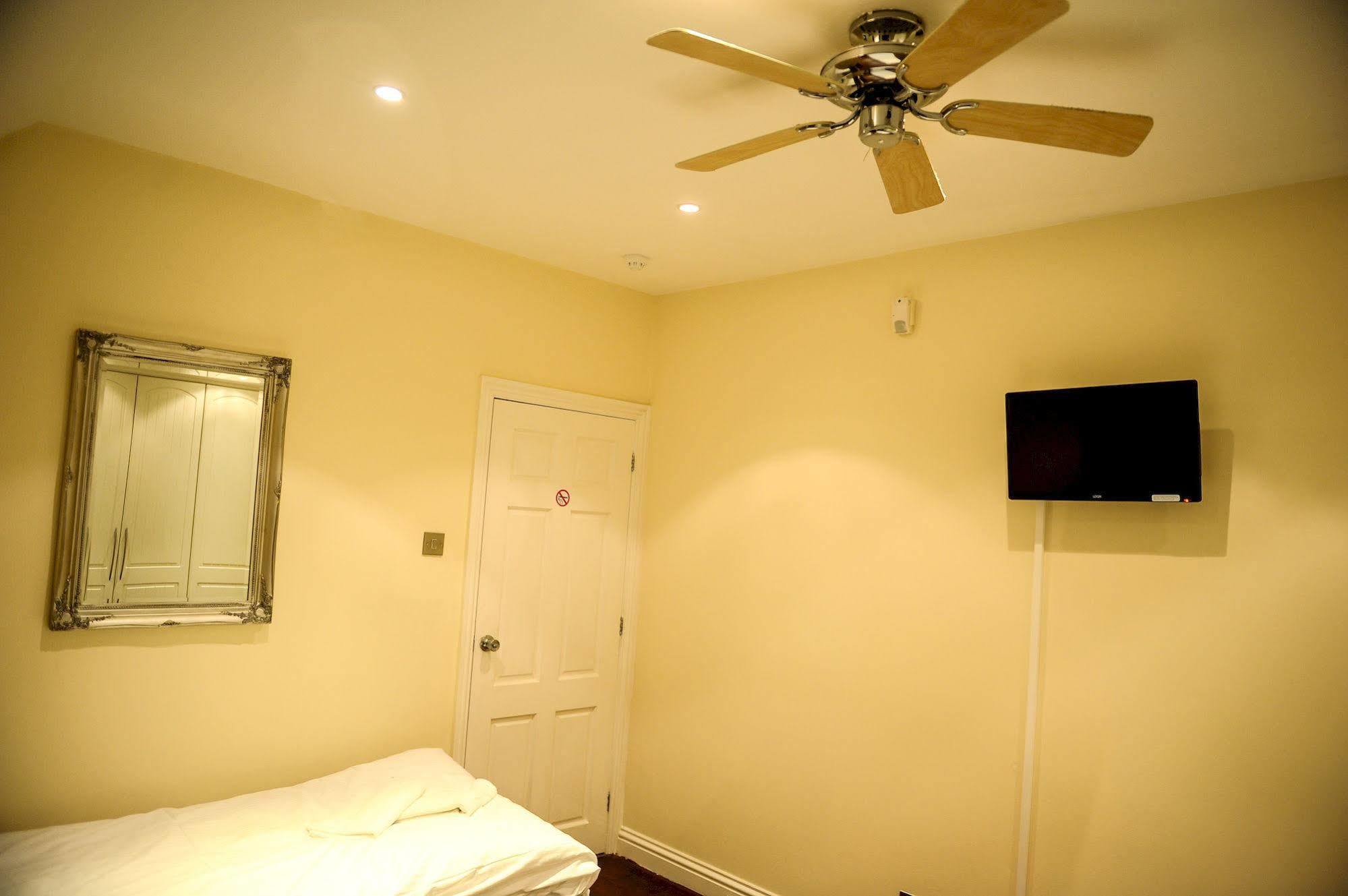 تشيجويل The Greyhound Cottage المظهر الخارجي الصورة